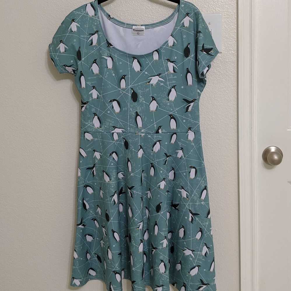 Ice skating penguins winter holiday dress